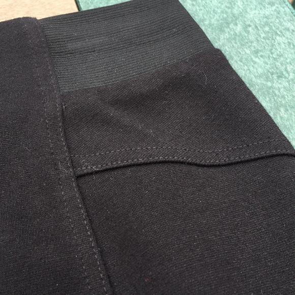 Michael Kors black pencil skirt! Size 10 - Picture 3 of 5